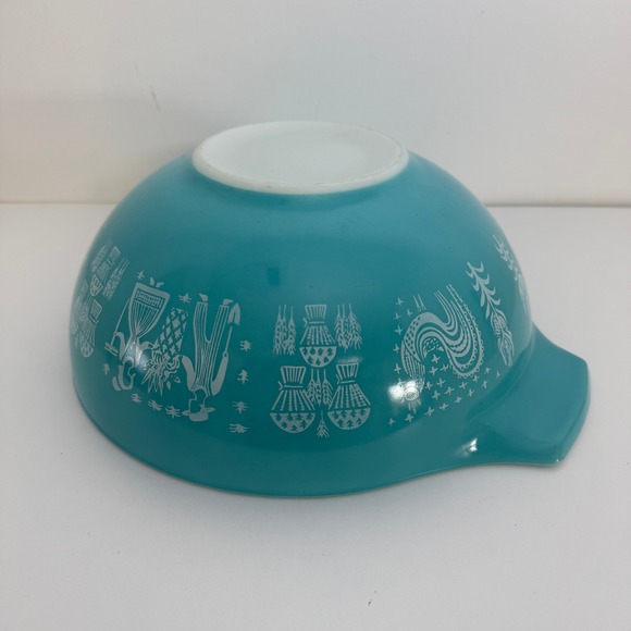 Pyrex Butterprint Cinderella Mixing Bowls 444 Set of 2 Turquoise White 4QT MCM - Picture 6 of 16